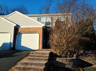 49 Tupelo St, Lititz, PA 17543