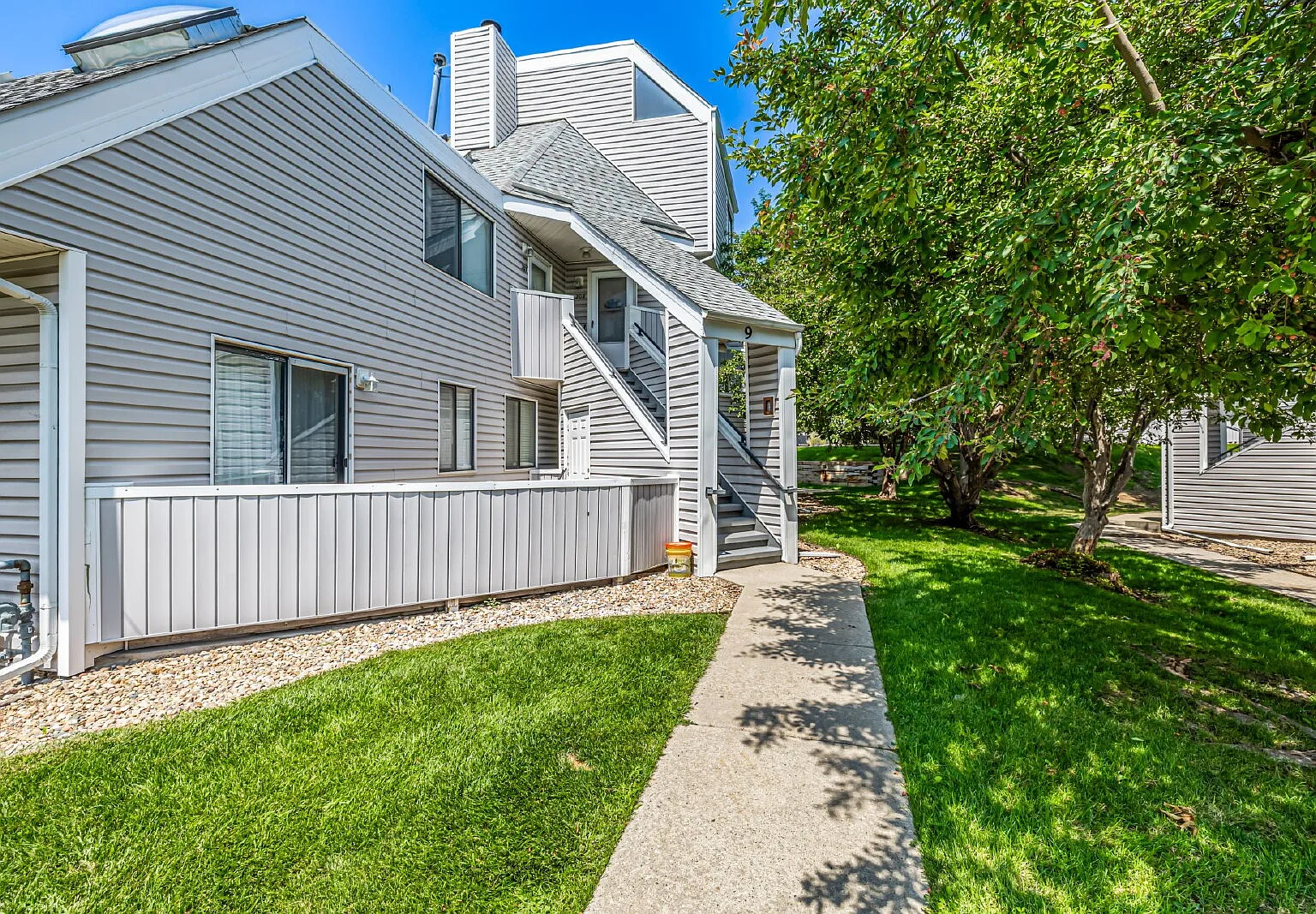 1 bed, 1.0 bath, 500 sqft, $1,200 — Photo 3