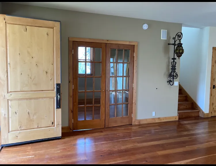 351 Cranbrook Rd — Photo 3