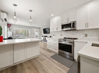 450 Obed Ave, Saanich, BC V9A 1K5