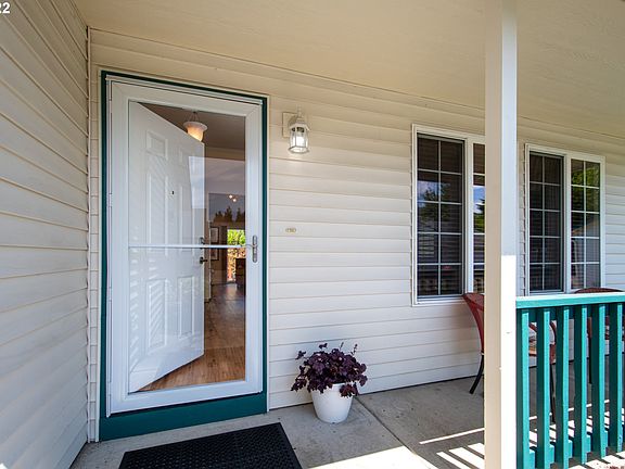 4th image of 7306 NE 43rd Way
