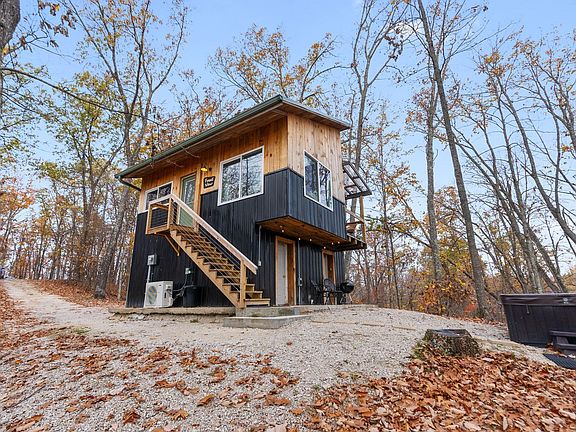 4th image of 190 Forest View Rd