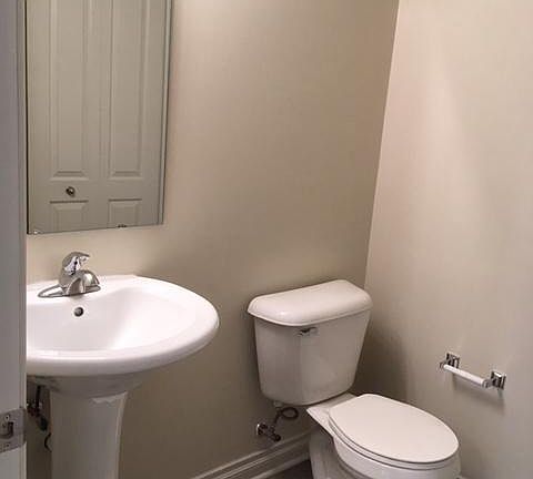 4th image of 3932 Cloverlane Dr