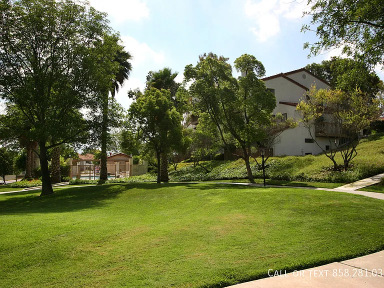 11904 Paseo Lucido #142 — Photo 35