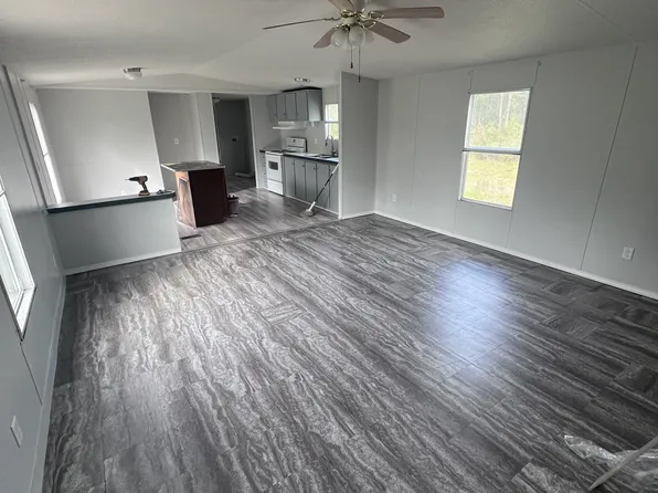5012 Cate Dr, Waycross, GA 31503