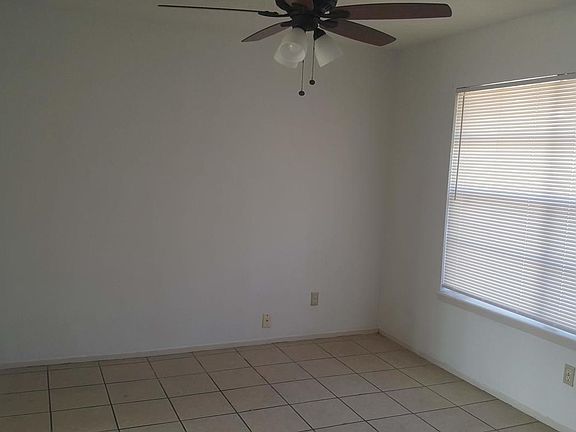 4th image of 10109 Kirwood St