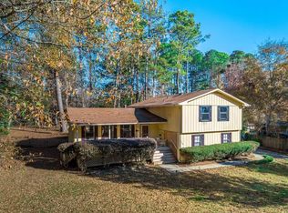 5208 Omalley Ln, Stone Mountain, GA 30088