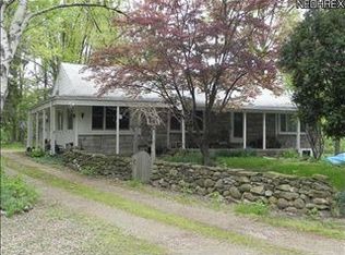 26286 Cook Rd, Olmsted Township, OH 44138