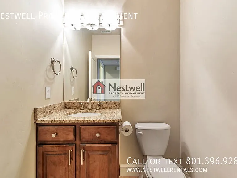 1360 E Foxmont Ln — Photo 25