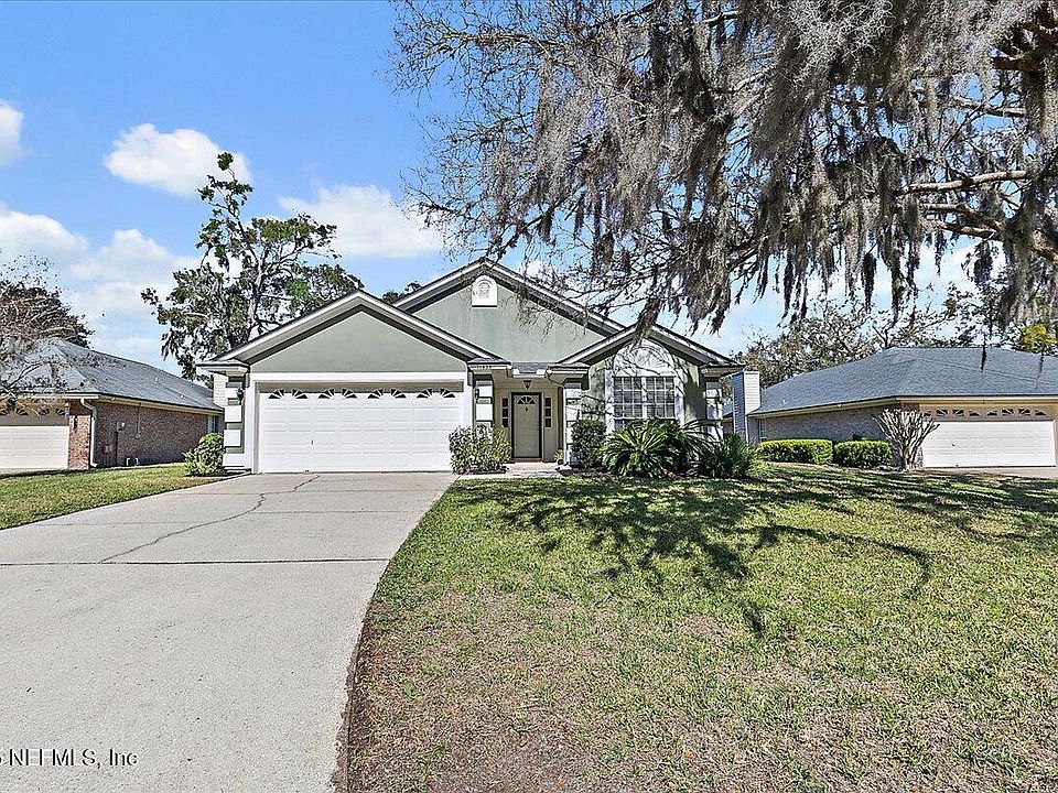 1st image of 11936 BLUE SPRUCE Court