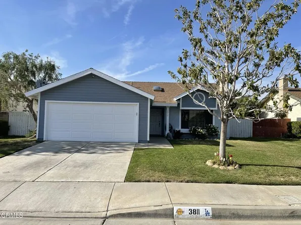 3811 Triton Dr, Palmdale, CA 93550