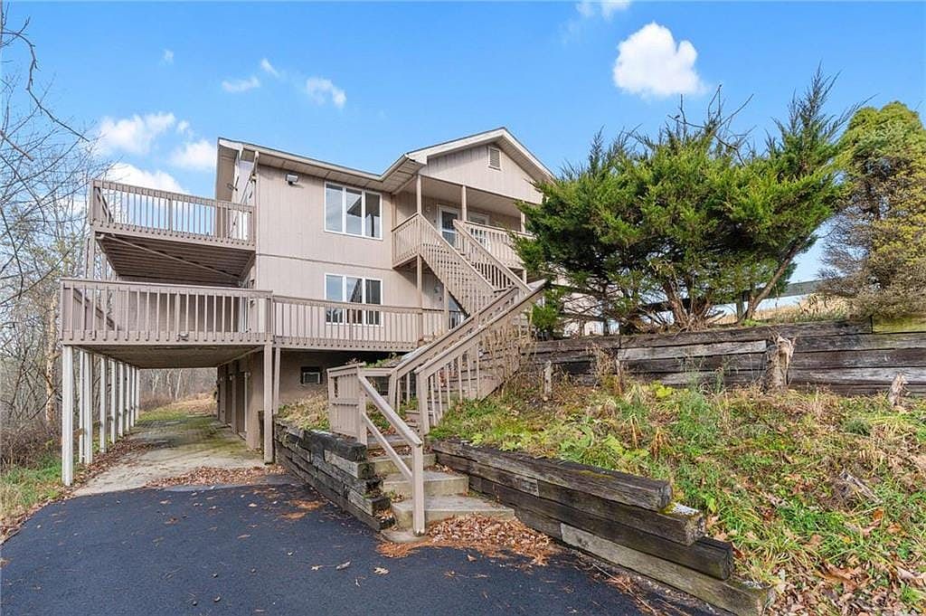 1103 Weir Lake Rd 2, Brodheadsville, PA 18322 Zillow