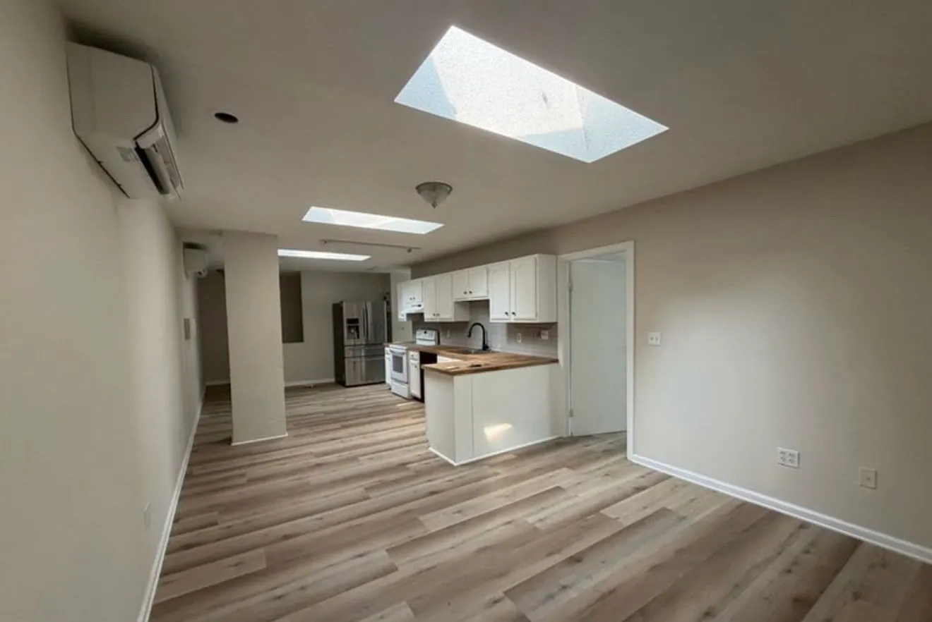 2 bed, 1200 sqft, $1,245 — Photo 2