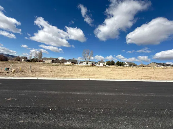 1375 Falcon Ridge Dr, Pocatello, ID 83201