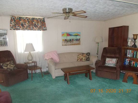 5th image of 423 Cobalt Ave #423