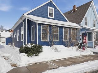 8 School St, Adams, MA 01220