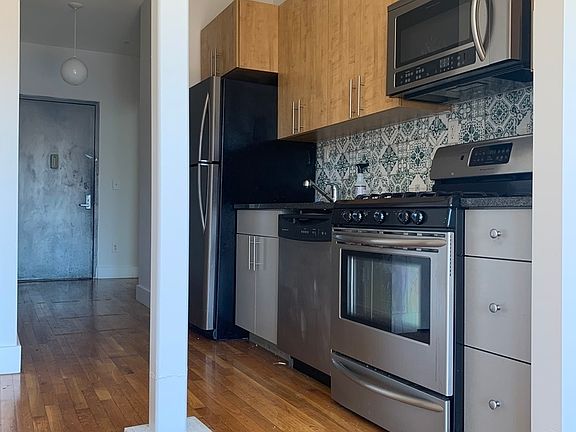 5th image of 101 Jefferson Ave APT 3G
