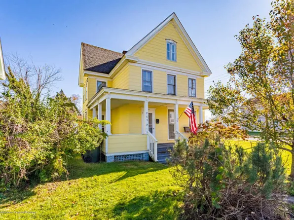 247 S Green St, Tuckerton, NJ 08087