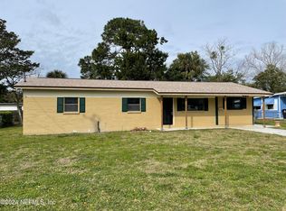 440 Sargo Rd, Atlantic Beach, FL 32233