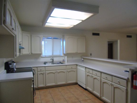 4th image of 2778 S Olivia Ave