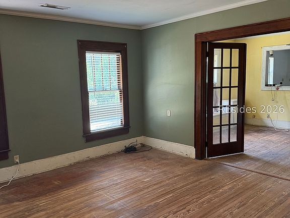 3rd image of 138 2nd Avenue