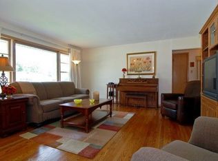 847 E 163rd St, South Holland, IL