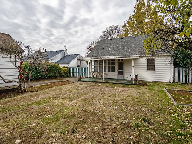 507 Beech St — Photo 27