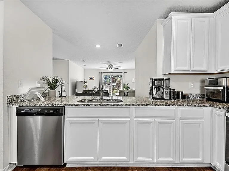 70 Pebble Beach Dr — Photo 17