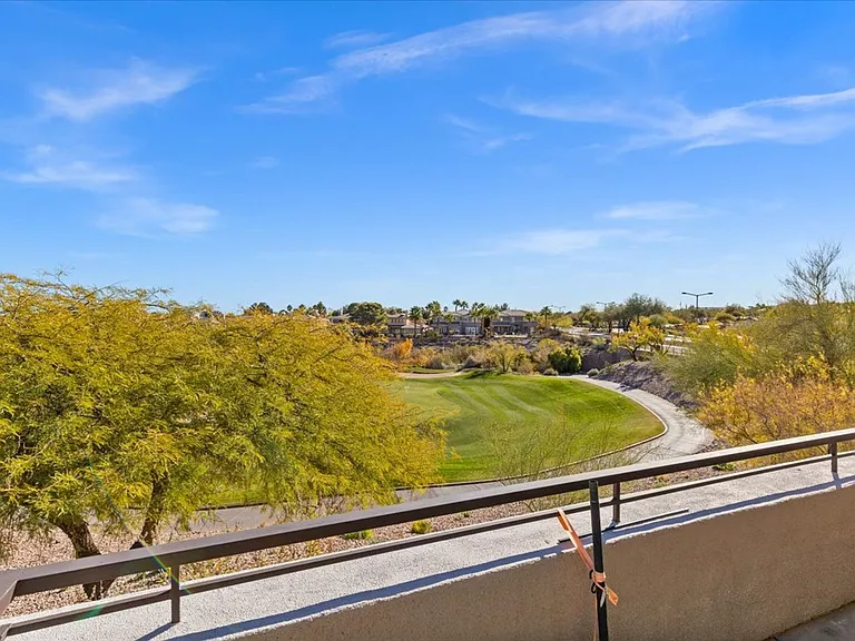 660 Peachy Canyon Cir #201 — Photo 14