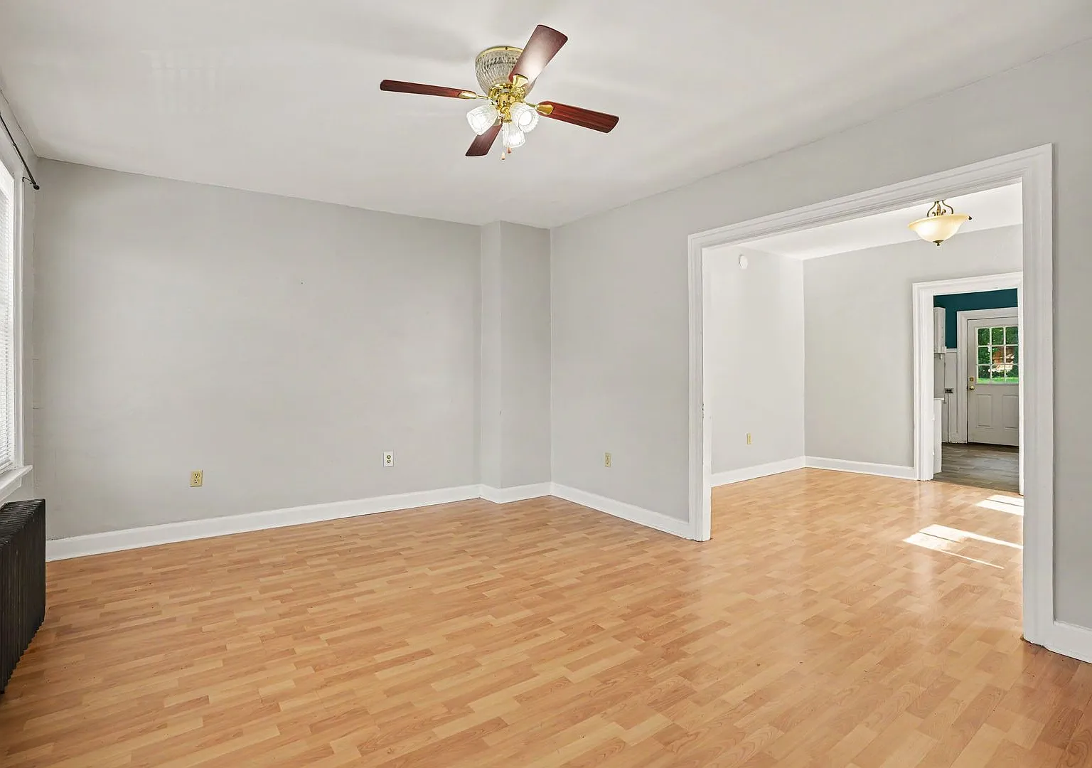 3 Bedroom Home in Carlisle — Photo 4
