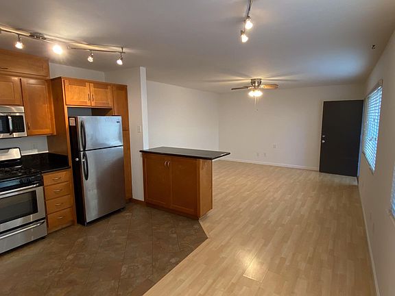 5th image of 4462 Louisiana St