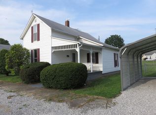 909 Washington St, Clay City, IN