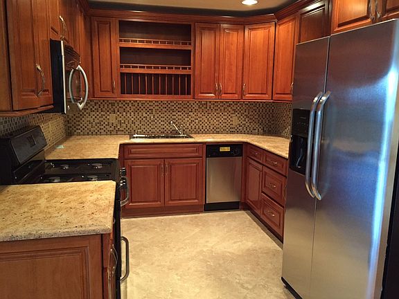 2nd image of 437 B East Broadway