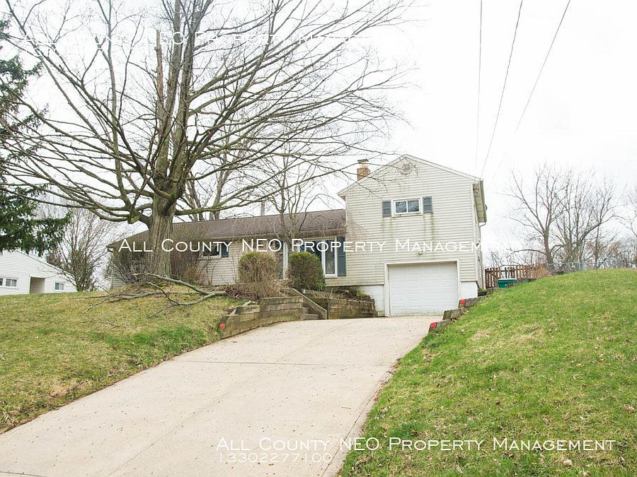1st image of 9914 Crestwood Dr