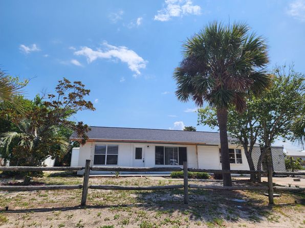 5104 Beach Dr