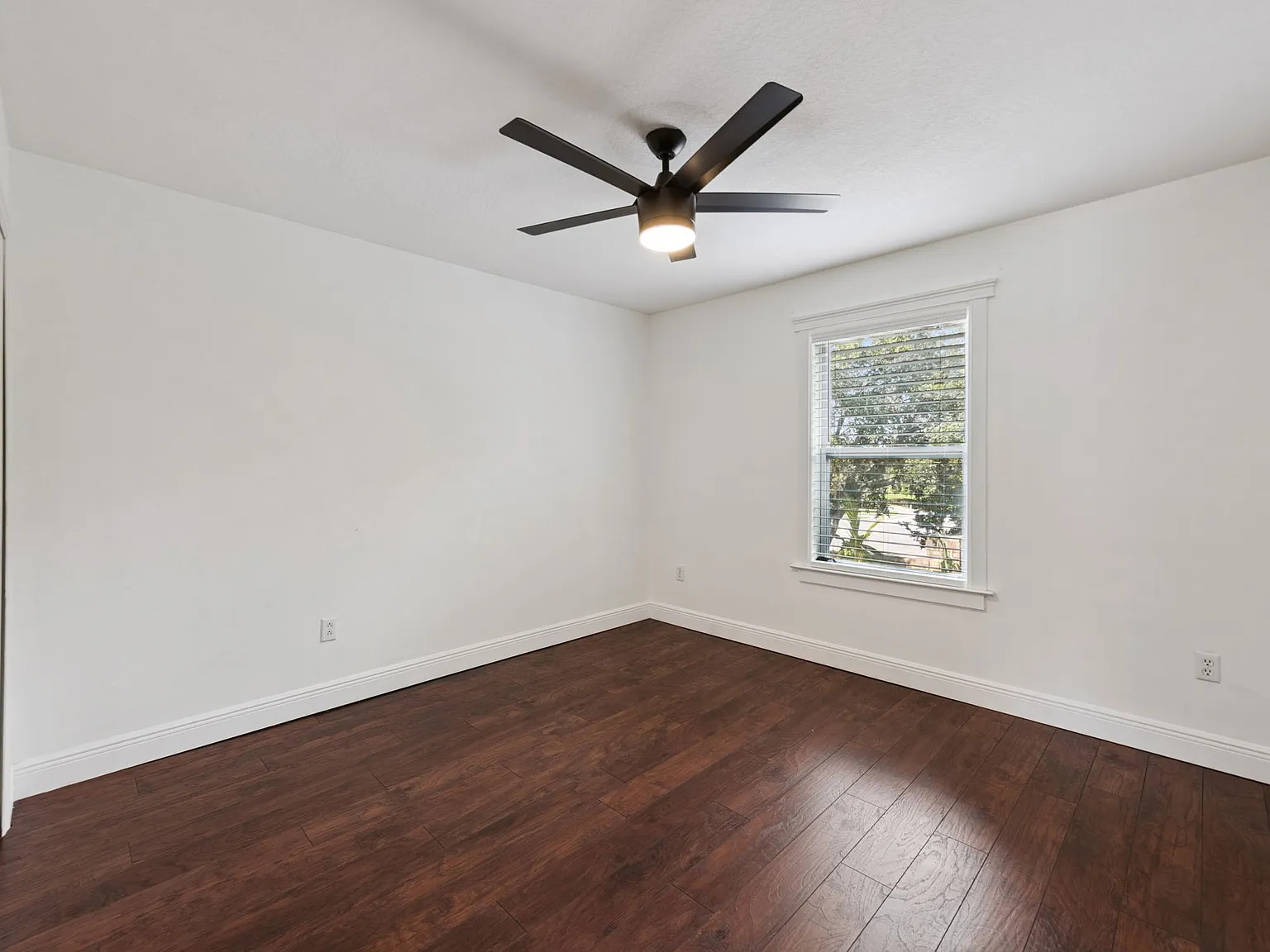4920 Hook Hollow Circle - 1 — Photo 4