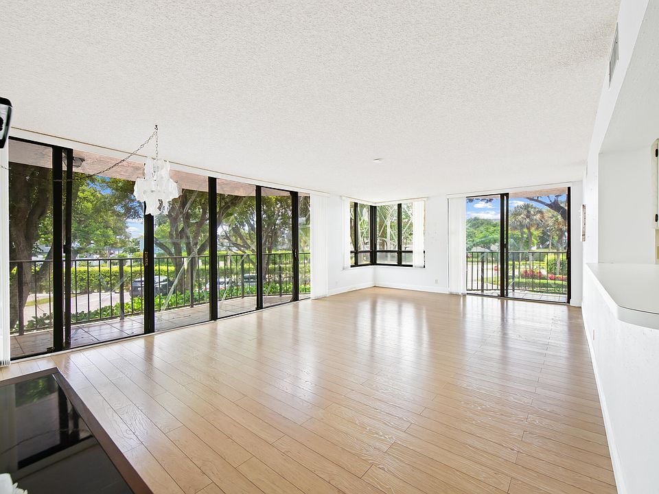 1st image of 799 Jeffery Street #201