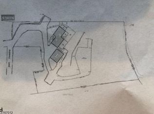 8 Glen Hill Ln, Millburn, NJ 07041