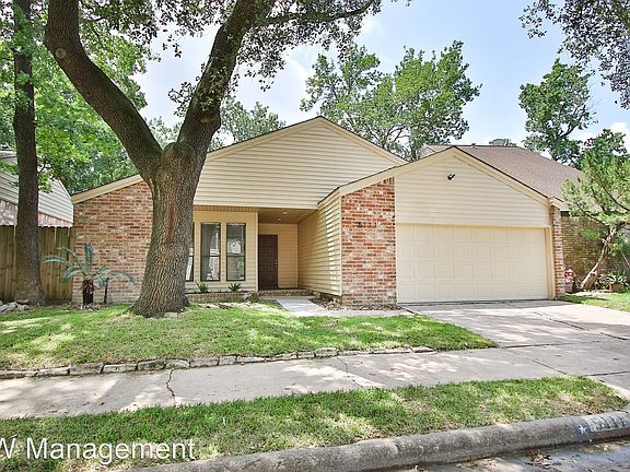 2nd image of 5111 Birchmont Dr