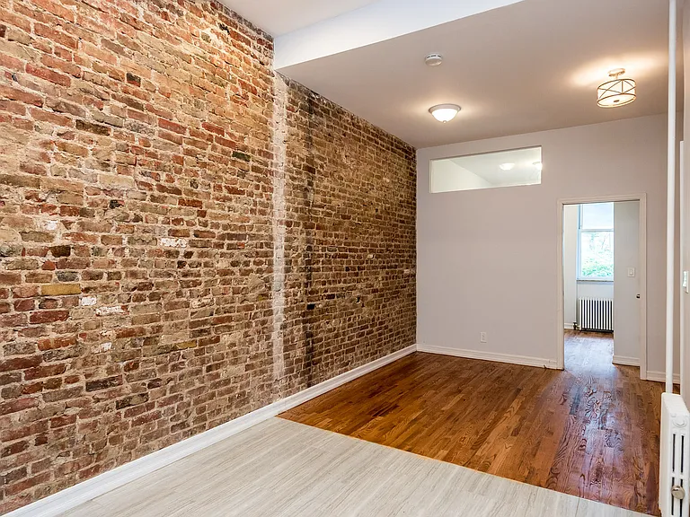 1727 Himrod St #2L — Photo 6