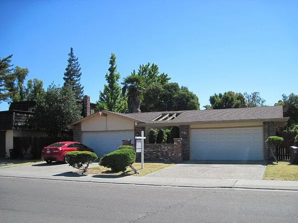 6406 N Grigsby Pl, Stockton, CA 95219