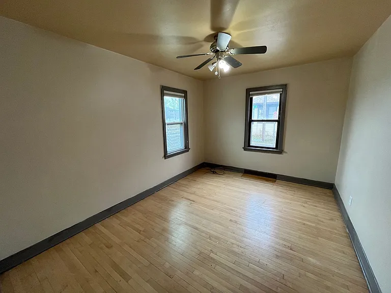 803 Grand Ave — Photo 6