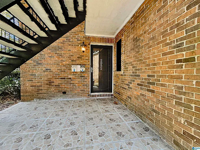 2052 Montreat Cir #2052 — Photo 8