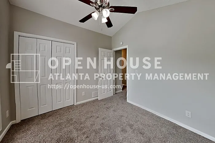 5333 High Point Rd — Photo 13