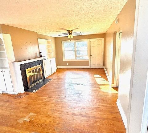 5th image of 84 Nunn Blvd