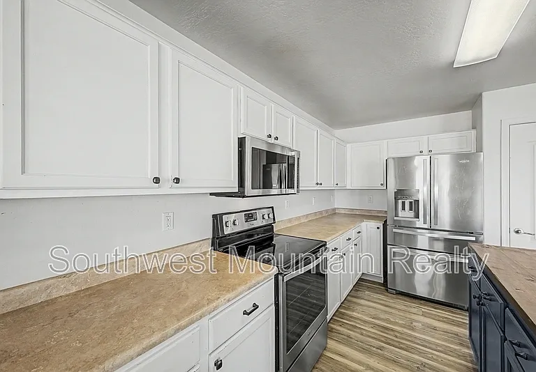 33583 N Wash View Rd — Photo 14