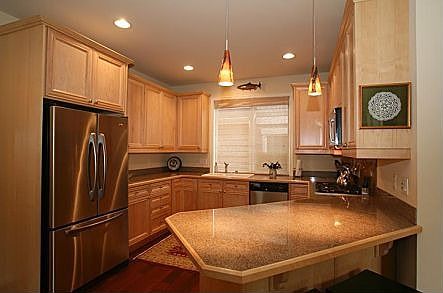 5th image of 2055 31st Ln NE