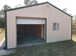 549 Fossil Cove Rd, Cape Fair, MO 65624