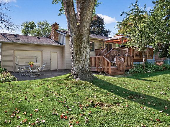 5th image of 2701 107th Ave NW