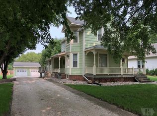 911 N West St, Carroll, IA 51401